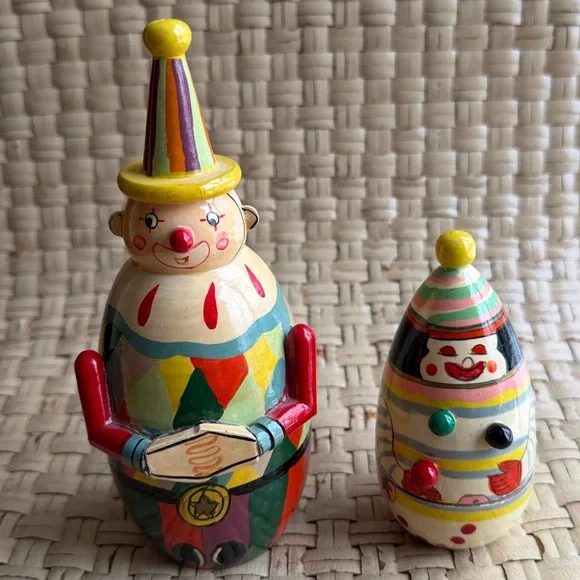 Colorful Clown Nesting Set father mother, and child Italy - Picture 3 of 12